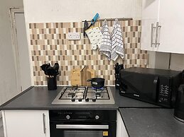 Remarkable 3-bed House in Liverpool