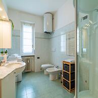 Autumn Apartment by Wonderful Italy