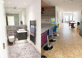 Luxurious Designer Penthouse - Grand Bay Views