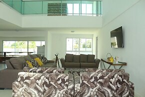 Mansao 6 suites c piscina e jacuzzi 082M