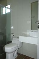 Mansao 6 suites c piscina e jacuzzi 082M