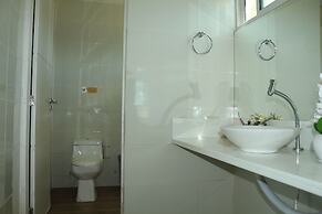 Mansao 6 suites c piscina e jacuzzi 082M