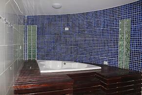 Mansao 6 suites c piscina e jacuzzi 082M