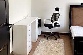 1 Bed Flat - Sleeps 2 - Parking - Wifi