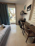 Las olas beach studios