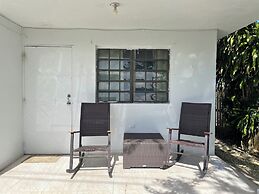 Las olas beach studios