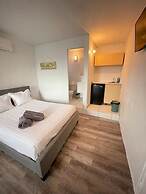 Las olas beach studios