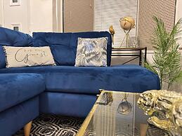 Sheffield - House - Sleeps 5 - Parking - Garden