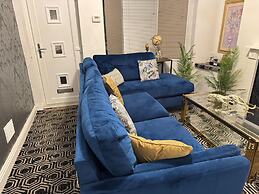 Sheffield - House - Sleeps 5 - Parking - Garden