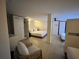 Mt. Plaisir Estate Hotel