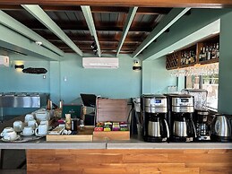 Mt. Plaisir Estate Hotel