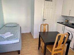 Cozy Small Apartment Just Outside Stockholm