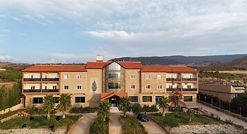 AUBERGE JOMANA PARK