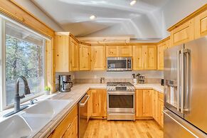 Quail by Avantstay Great Location + Game Room, Hot Tub, & Deck!