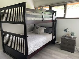 6Br Chalet I Ski Out I Private HotTub