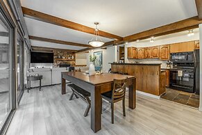 6Br Chalet I Ski Out I Private HotTub