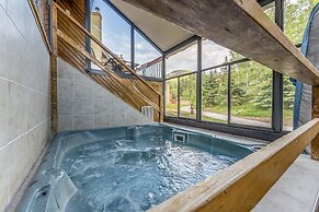 6Br Chalet I Ski Out I Private HotTub
