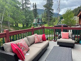 6Br Chalet I Ski Out I Private HotTub