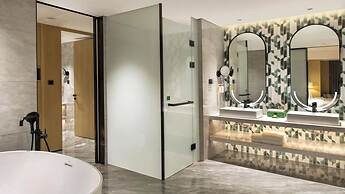 Holiday Inn Shenzhen Nanshan by IHG