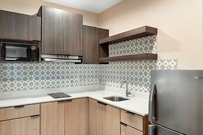 Clarion Pointe