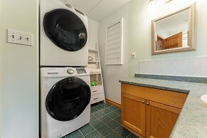 Mountain Chalet 2Min to Jasper Park Gate