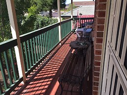 Lakeside Manor 2 Private Bedrooms with amenities