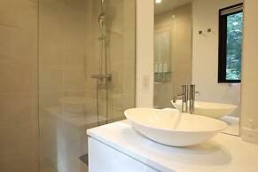 SEVEN TREES BY AOKIKO