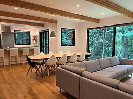 SEVEN TREES BY AOKIKO