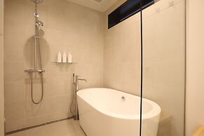 SEVEN TREES BY AOKIKO