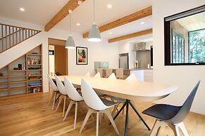 SEVEN TREES BY AOKIKO