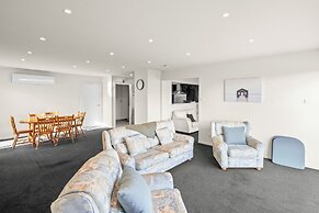 Tranquil Tranmere- City Views- 3 Bedroom