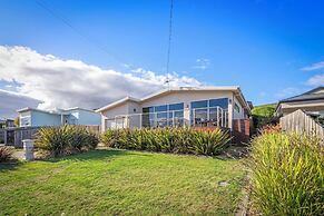 Tranquil Tranmere- City Views- 3 Bedroom