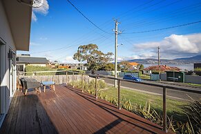 Tranquil Tranmere- City Views- 3 Bedroom