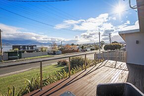 Tranquil Tranmere- City Views- 3 Bedroom