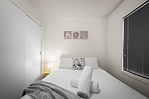 Tranquil Tranmere- City Views- 3 Bedroom