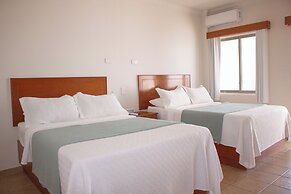 Costa Elegante Hotel & Suites