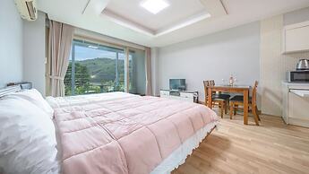 Gapyeong Yeonkkocchosu Pet Pension
