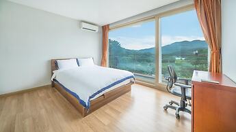 Gapyeong Yeonkkocchosu Pet Pension