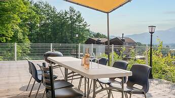 Gapyeong Yeonkkocchosu Pet Pension