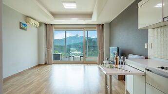 Gapyeong Yeonkkocchosu Pet Pension