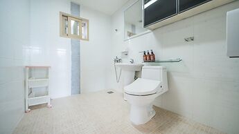 Gapyeong Yeonkkocchosu Pet Pension