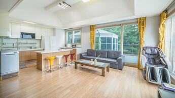 Gapyeong Yeonkkocchosu Pet Pension