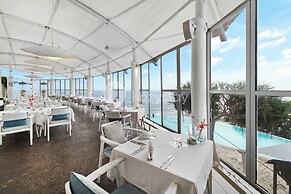 AbbyBelle Villa by Kozystay | Private Karma Beach