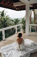 Peacock Point - Whole Villa 2 Bedroom (Sleeps 4)