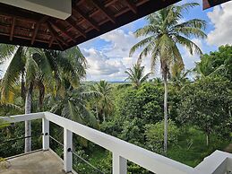 Peacock Point - Whole Villa 2 Bedroom (Sleeps 4)