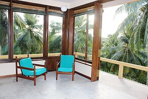 Peacock Point - Whole Villa 2 Bedroom (Sleeps 4)