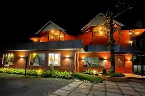 AyurGem Ayurveda Yoga &  Wellness Retreat