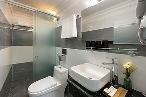 Trang Trang Luxury Hotel