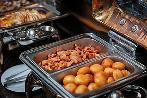 Trang Trang Luxury Hotel