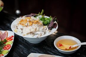 Trang Trang Luxury Hotel